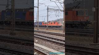 SBB Re 420 und 620 beim Bahnhof KillwangenSpreitenbach [upl. by Teague]