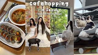 Cafehopping in Seoul 🇰🇷 Bukchon Hanok Village hidden spots korean exhibitions vegan food palace [upl. by Zere]