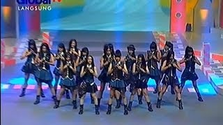 JKT48  RIVER  Overture  Indonesia Kids Choice Awards GlobalTV 130526 [upl. by Sileas]