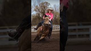 🐎🐎 barrelracer CARRERA DE BARRILES rodeo caballos [upl. by Ancilin925]