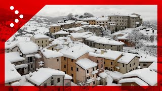 Copiosa nevicata in Appennino il drone in volo su Pennabilli Rimini [upl. by Urbana]