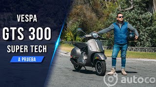 Vespa GTS 300 Super Tech  La Vespa mayor se renueva  Autocosmos [upl. by Atinal]