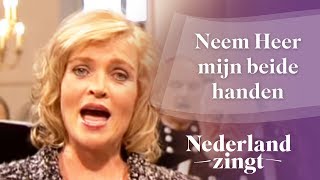 Nederland Zingt Neem Heer mijn beide handen [upl. by Xylina]