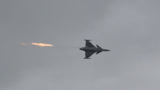 4K BUMP and BURN Swedish Air Force JAS 39C Gripen at RIAT 2024 [upl. by Kalmick525]