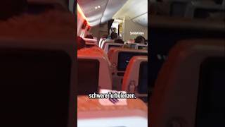 Flugzeug kommt in schwere Turbulenzen AeroNews shorts [upl. by Latrell]