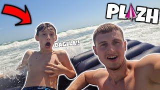 U MBYT RENISI NGA DALLGËT  VLOG NE PLAZH [upl. by Wheaton]