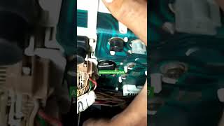 Diff lock installationToyota land cruiser 80 [upl. by Nawoj]