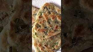 Spring onion paratha🧅🥧shorts sundaybreakfast food indianfood recipe cooking 🩷🩷🩷 [upl. by Norehs]