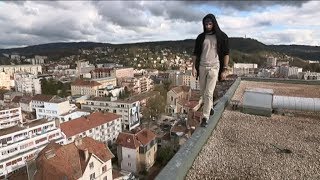 France 3  Sport  Les traceurs fous de parkour [upl. by Naashom336]