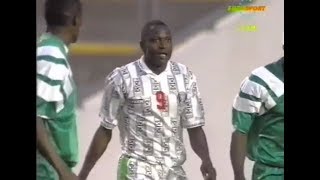 Rashidi Yekini vs Zambia ● 1994 African Cup of Nations Final [upl. by Oesile101]