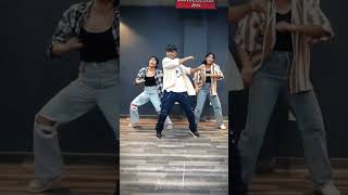 Jeene ke hain chaar din  Bollywood Cover  Dance Cover  Salman khan  Dance Video  Shorts [upl. by Hallutama]