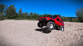 JEEP CHEROKEE XJ ‐ 110 SCALE RC CRAWLER [upl. by Adnawad]