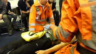 Demostration of prehospital thoracotomy by London HEMS [upl. by Laehcim]