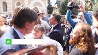 Fila allambasciata russa a Roma Russia libera [upl. by Sapienza]