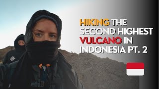 HIKING THE SECOND HIGHEST VULCANO OF INDONESIA IN ONLY 2 DAYS  MOUNT RINJANI IN LOMBOK PART 2 [upl. by Nickelsen107]