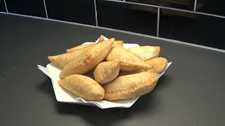 PANZEROTTI CON MOZZARELLA E POMODORO [upl. by Uol925]