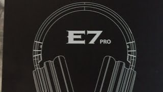 Cowin E7 Pro 2018 Brutally Honest Review [upl. by Nnayelhsa]