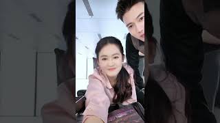 Huang Wenbo x Zhai Yiyings live chat chinesedrma movie romantic [upl. by Nillok]