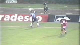 Dribles do Ronaldinho Gaúcho no Dunga [upl. by Ahsima]