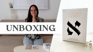 Unboxing de lOracle des 22 Lettres Sacrées par Sarah FILLION calligrapheénergéticienne [upl. by Donahue]