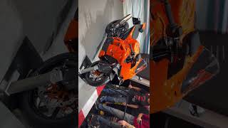 KTM 990 RCR la regina di Eicma 2024 [upl. by Trillbee]