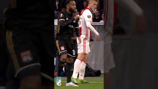 17yearold Matthijs de Ligt vs Lacazette 🗿 [upl. by Redman]