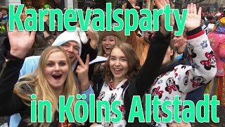 Karneval in Köln So ausgelassen feiern die Jecken den Sessionsauftakt in der Altstadt [upl. by Gignac176]