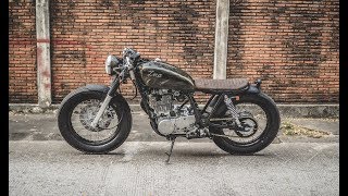 YAMAHA SR400 BRAT CAFE [upl. by Legge321]