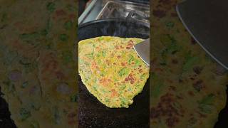 PalakGreen Paratha viralvideo food foodie healthy Paratha shortvideo cookingvlogwinter [upl. by Kcyred488]