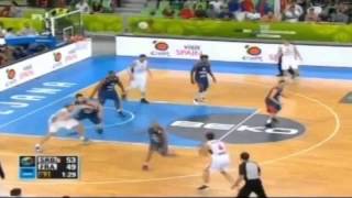 Nemanja Nedovic crosses Tony Parker [upl. by Neerual]