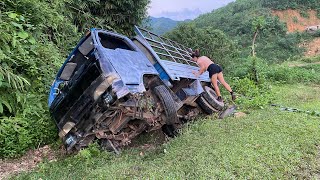 Rescuing a Rolled Over Vehicle and Recovering a Complex Transmission  Truck Recovery [upl. by Matland]