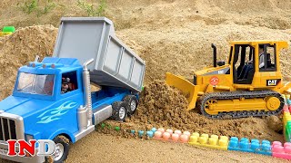 Mobil Truk Excavator Buldoser Truk jungkit Mainan [upl. by Eneiluj570]