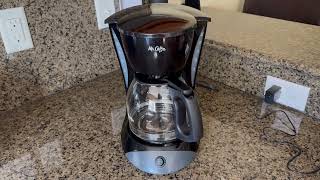 Honest REVIEW of this basic coffee pot [upl. by Maurey]