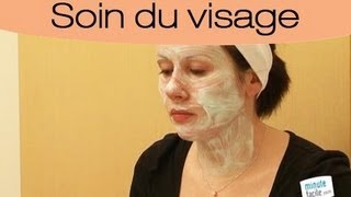 Comment réaliser un soin du visage à domicile [upl. by Ethbun932]