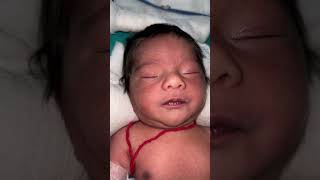 First cry at birthmaa shortvideo baby cutebaby status babyvideos cute nurse touching [upl. by Artined24]