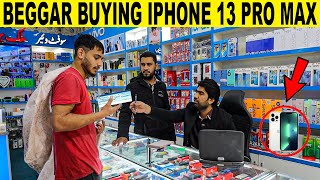 Beggar Buying IPHONE 13 Pro Max With CHEQUE  Rich Beggar SmartiesPrankTV [upl. by Reviel]