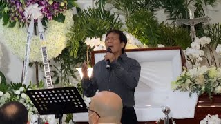 BO Cerrudo SINGS ‘ANG DAIGDIG KO’Y IKAW’ From ONE of Ms SUSAN Roces’ MEMORABLE FILMS with FPJ [upl. by Lehar437]