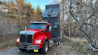 2025 KENWORTH T880 WALK AROUND amp HAILING FILL [upl. by Cohen]