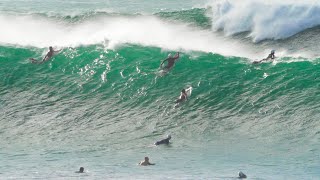 3RD REEF SETS DESTROY SURFERS AT PIPELINE [upl. by Eilatam]