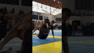 Jiu jitsu sem kimono resiliência e finalização bjj [upl. by Ertnod773]