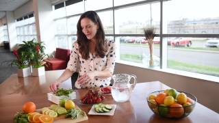 How to make your own flavored water  Healthy eating made easy  Mercy [upl. by Ziagos660]