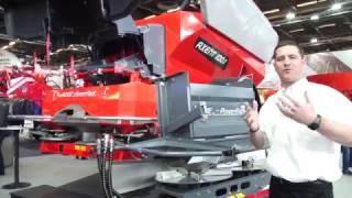 KUHN AXENT 1001  Distributeur dengrais  Live SIMA 28022017 [upl. by Ennovad599]