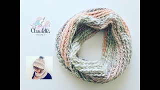 Crochet easy COWL  BEGINNER [upl. by Karlan]