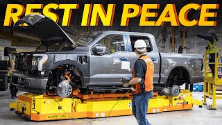 Breaking Ford Suspends Production of This Pickup Truck [upl. by Nicolas]