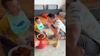 Dad takes care of the baby and decides whether to eat or not funny fatherhoodjoy cutebaby [upl. by Ahael]