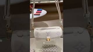 루이비통 LOUIS VUITTON Pochette Métis East West M23940wwwroseluxcom [upl. by Wende]