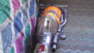 Basic Review Dyson DC25 Upright Bagless Vacuum [upl. by Yreffeg]