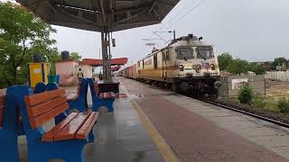 12956 Jaipur  Mumbai Central SF Express  Gangaur SF Express  Jaipur Mumbai Central SF Express [upl. by Holt]