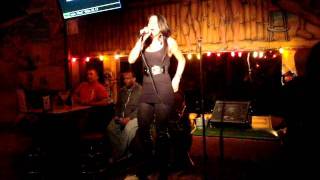 Gloria EstefanMi tierra karaoke by Alexandra C Echavarri [upl. by Eirased94]