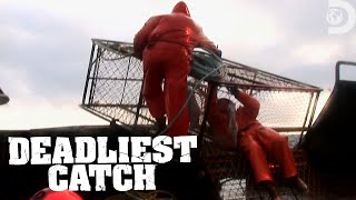 Facing Icy Winter Waters for Opilio Crabs  Deadliest Catch  Discovery [upl. by Rosse]